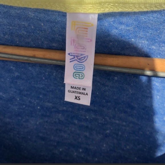 NWT LuLaRoe Blue Comfy Casual XS Classic Tee - Picture 4 of 5